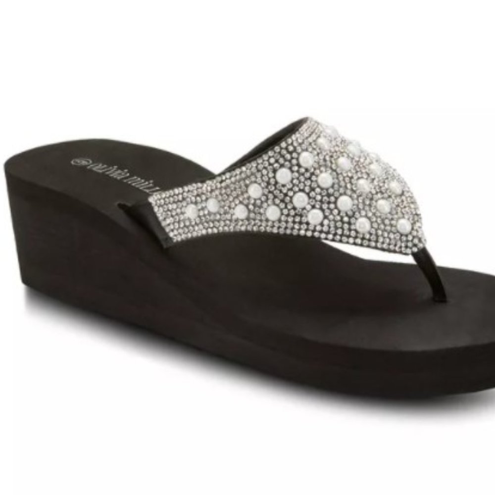 Olivia Miller pearl studded Crown wedge Sandals